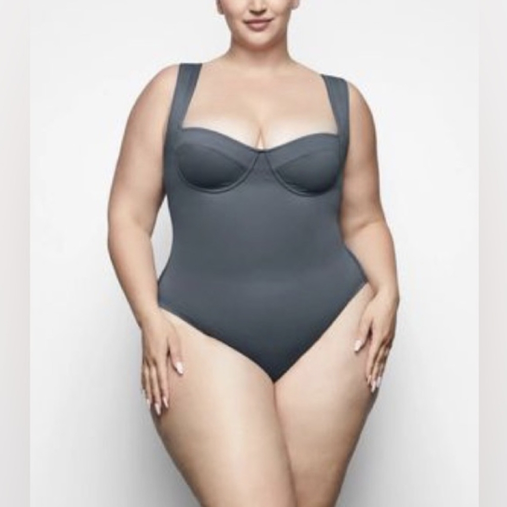 Skims Shaping Underwire One-Piece Swimsuit in 4XL Gunmetal
